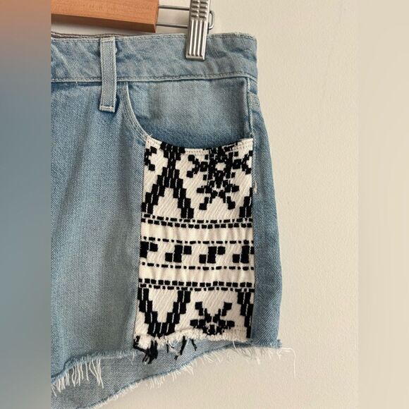 NWT Paige Denim ‘Keira Shorts in Mayan Piecing’ - Picture 5 of 13